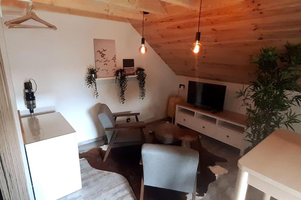 Apartamento La Parenthese La Ou Le Temps S'Arrete. Gouvy Exterior foto